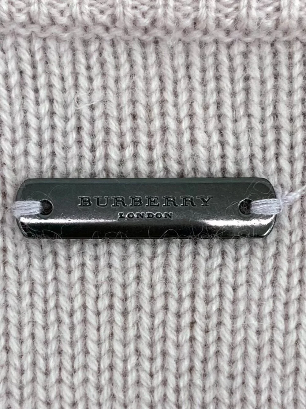 J30610 Burberry pink cashmere V-neck knitted cardigan jacket M size 95 new - Picture 5 of 8